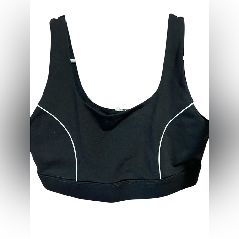 Fabletics light impact sports bra